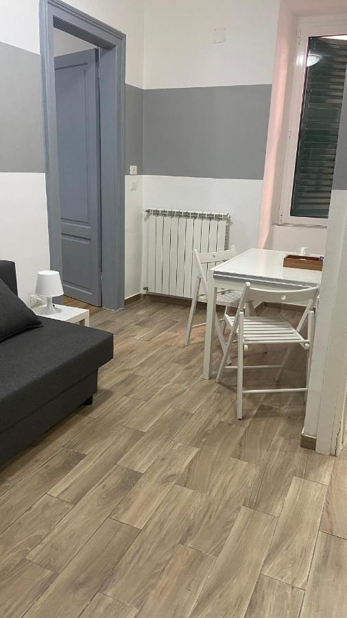 Giuliani 23 Apartment Триест Экстерьер фото
