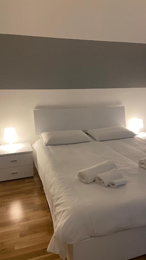 Giuliani 23 Apartment Триест Экстерьер фото